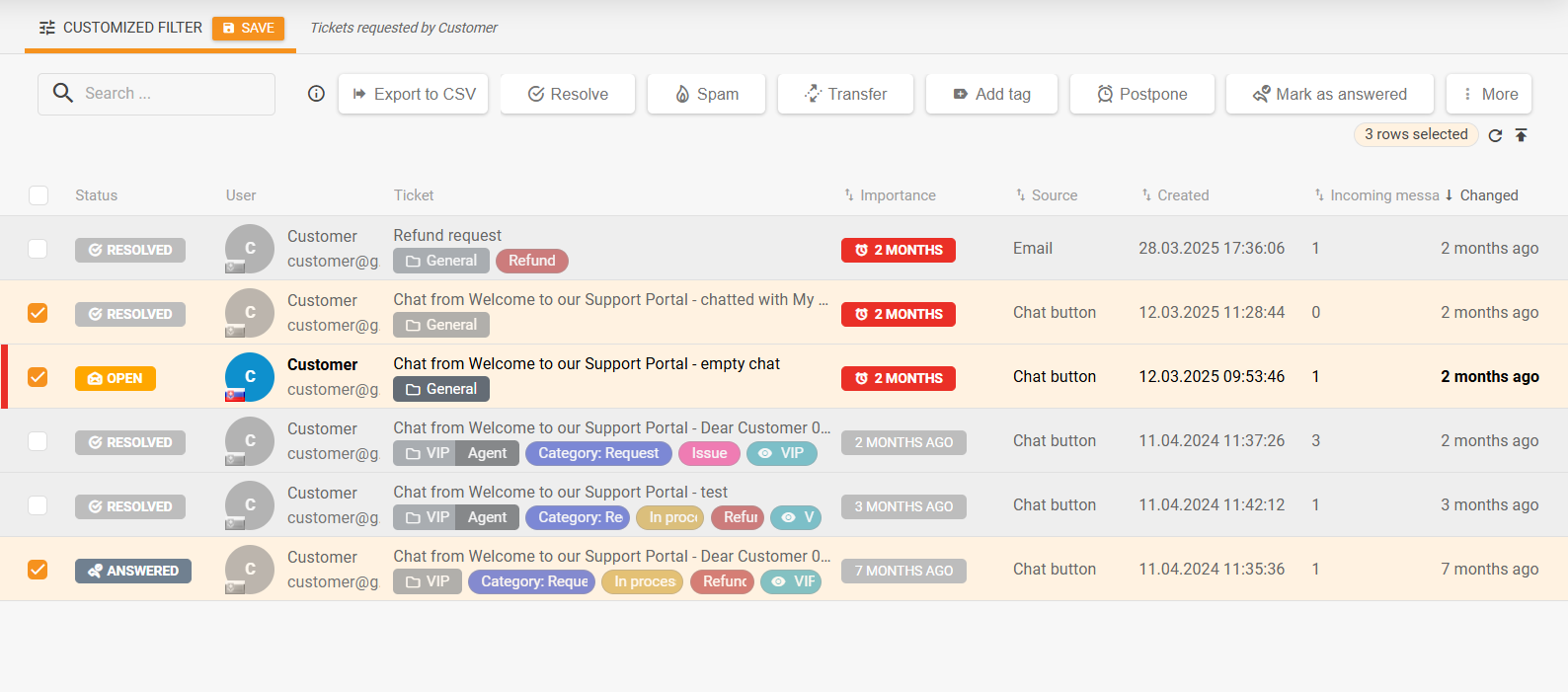 Perrengtas masinių veiksmų skydelis bilieto sąraše su integruotais dažniausiai naudojamais bilieto veiksmais