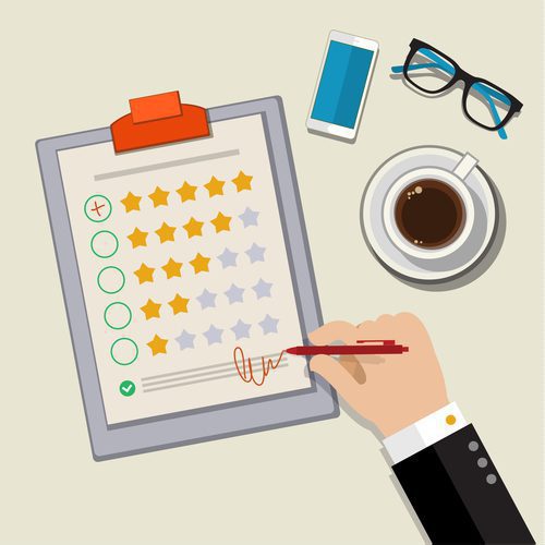 Kliento grįžtamojo ryšio iliustracija - Ranka tikrinanti puikų ženklą apklausoje